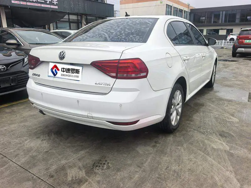 Lavida 2015 1.6L Automatic Comfort Edition — 6