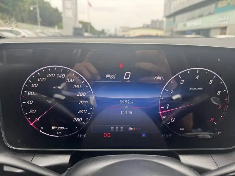 Mercedes-Benz GLC Coupe 2025 GLC 260 4MATIC Coupe SUV — 14