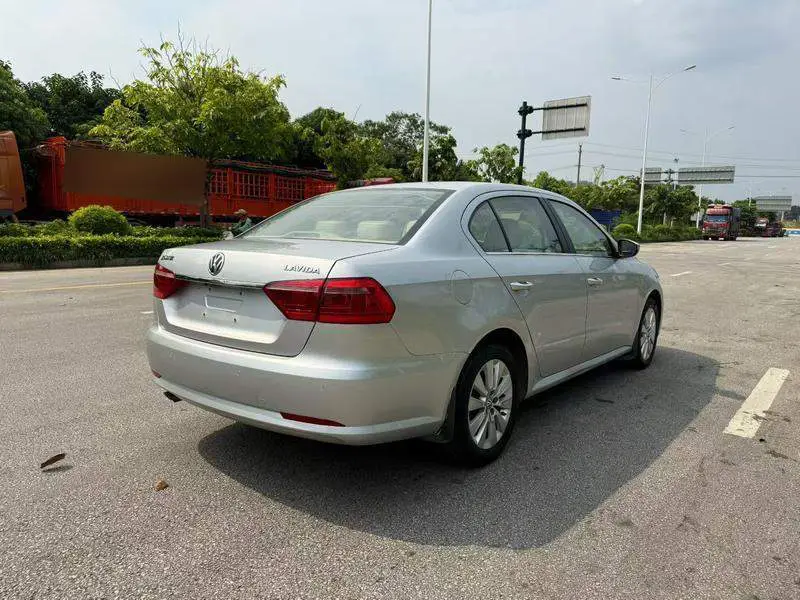 Lavida 2013 1.6L Automatic Comfort Edition — 6