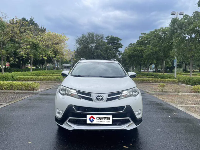 RAV4 Rongfang 2015 2.5L Automatic 4WD Elite Edition — 2