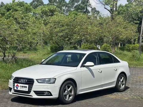 Audi A4L 2013 35 TFSI Automatic Standard Model