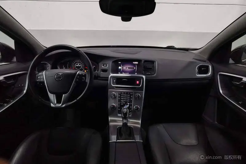 Volvo S60 2018 S60L T3 Smart Progressive Edition — 12
