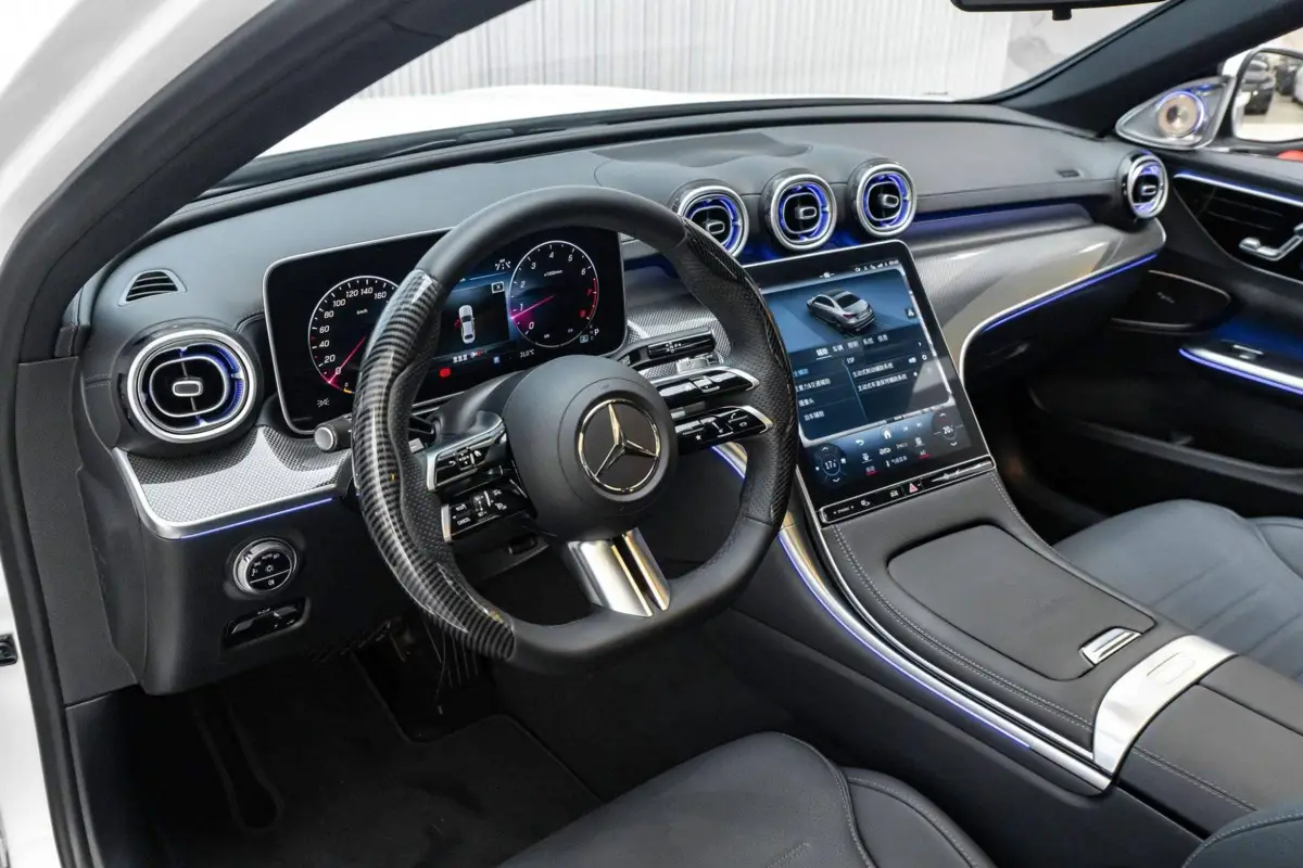 Mercedes-Benz C-Class 2024 C 260 L Sport — 18