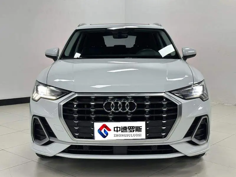 Audi Q3 2022 35 TFSI Stylish and Dynamic — 2