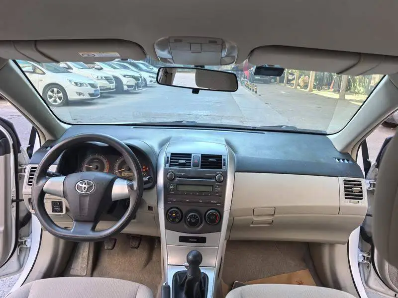 Corolla 2011 1.6L Manual GL — 10