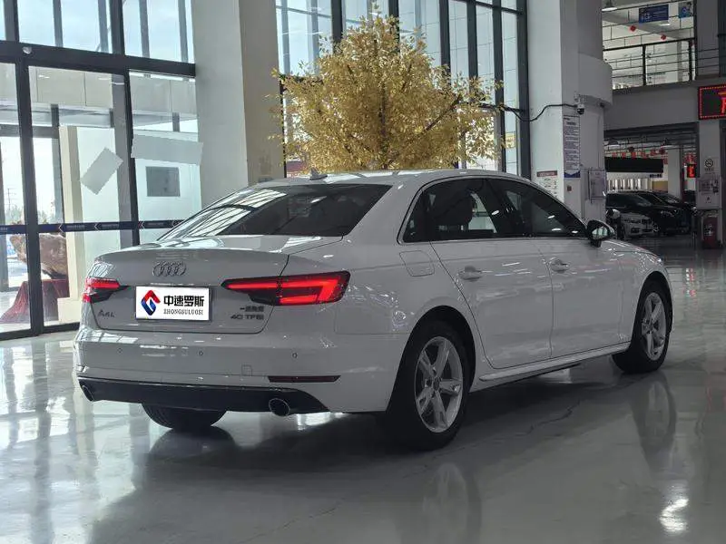 Audi A4L 2017 Plus 40 TFSI Fashion Edition — 6