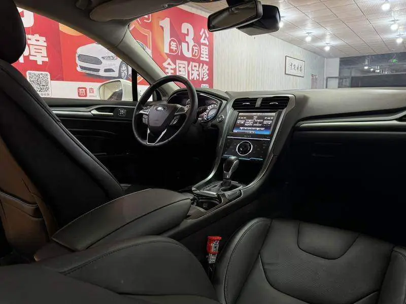 Mondeo 2013 2.0L GTDi240 luxury sports model — 17