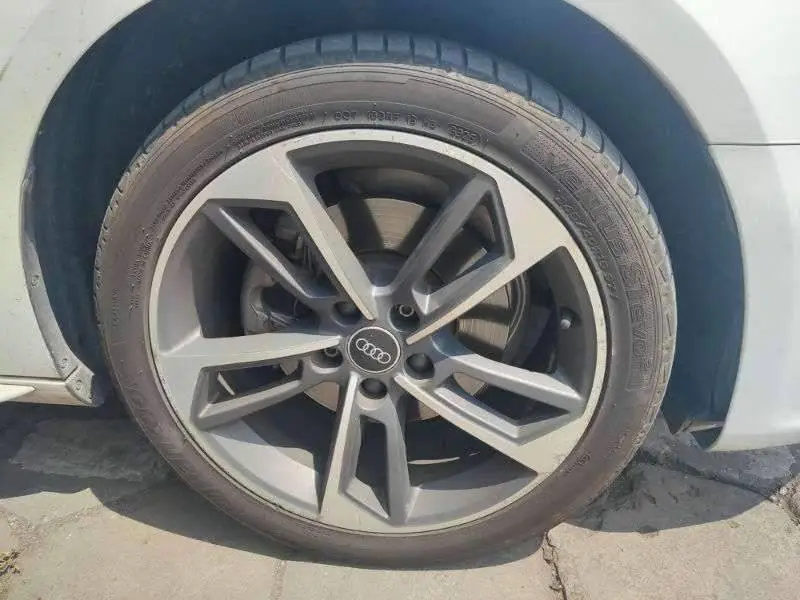 Audi A4L 2024 40 TFSI Stylish and Dynamic — 5