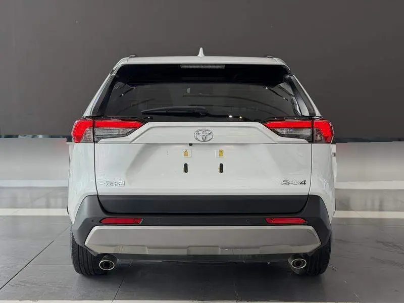 RAV4 Rongfang 2023 2.0L CVT 2WD Fashion Plus Edition — 5