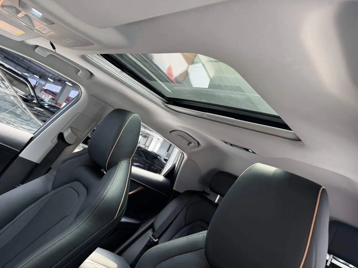 Ou Mengda 2022 1.5T CVT Extension Edition — 7