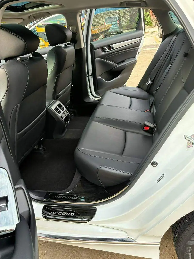 Accord 2022 Sharp Hybrid 2.0L Sharp Cool Edition — 7
