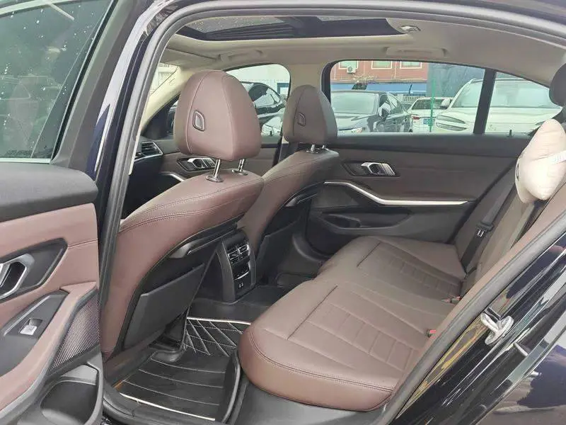 BMW 3 Series 2021 320Li M Sport Package — 16
