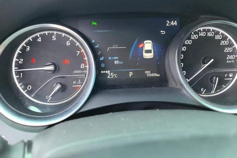 Camry 2019 2.0G Deluxe Edition National VI — 13