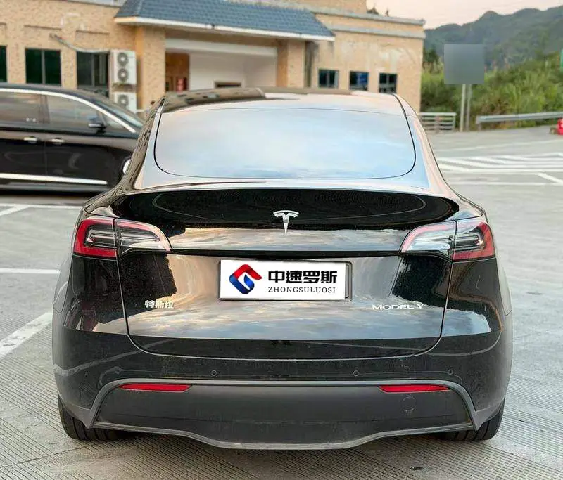 Model Y 2024 rear-wheel drive version — 5