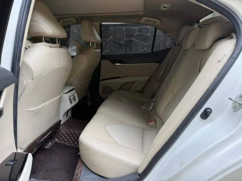 Camry 2019 2.5G Luxury Edition — 9