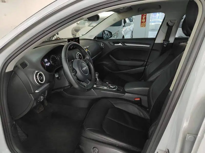 Audi A3 2015 Limousine 35 TFSI Millionth Anniversary Comfort Edition — 8