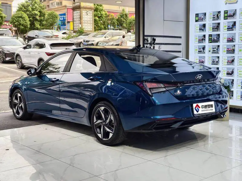 Elantra 2022 240TGDi DCT GLX Elite Edition — 5