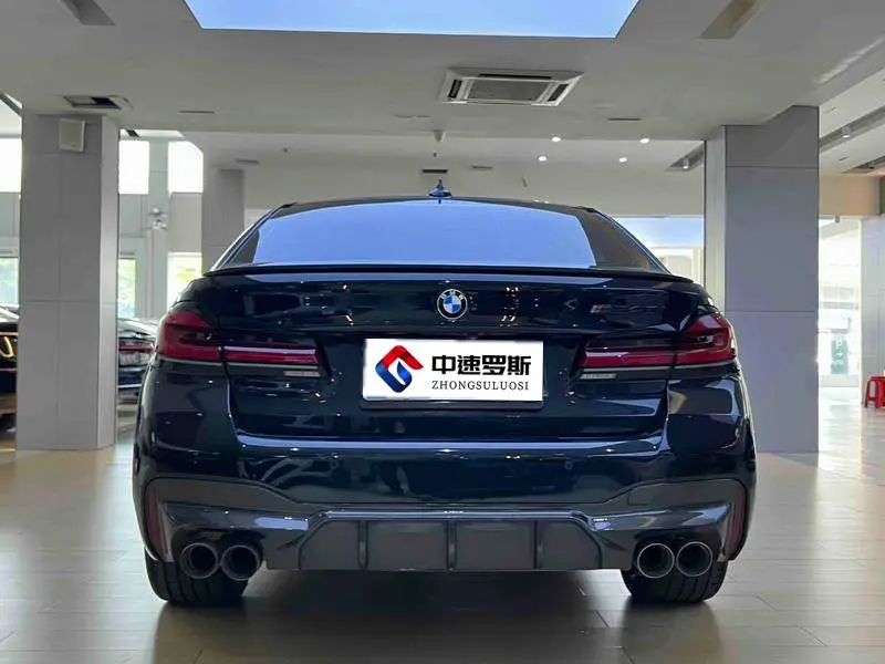 BMW 5 Series 2021 530Li Leading M Sport Package — 5
