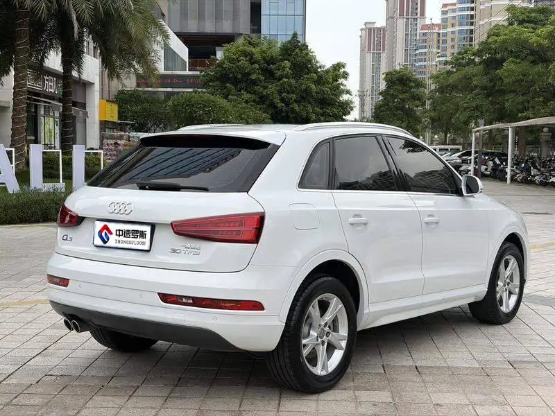 Audi Q3 2018 30th Anniversary Model 30 TFSI Fashion Model — 6