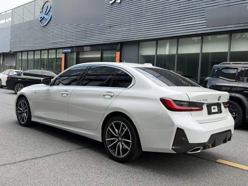 BMW 3 Series 2023 320Li M Sport Package — 4