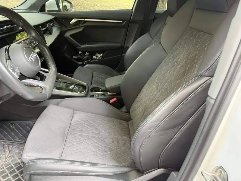 Audi A3 2022 A3L Limousine 35 TFSI Luxury Elegance — 10