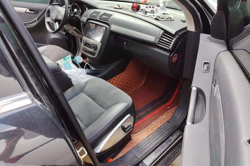 Mercedes-Benz R-Class 2015 R 320 4MATIC Luxury — 16