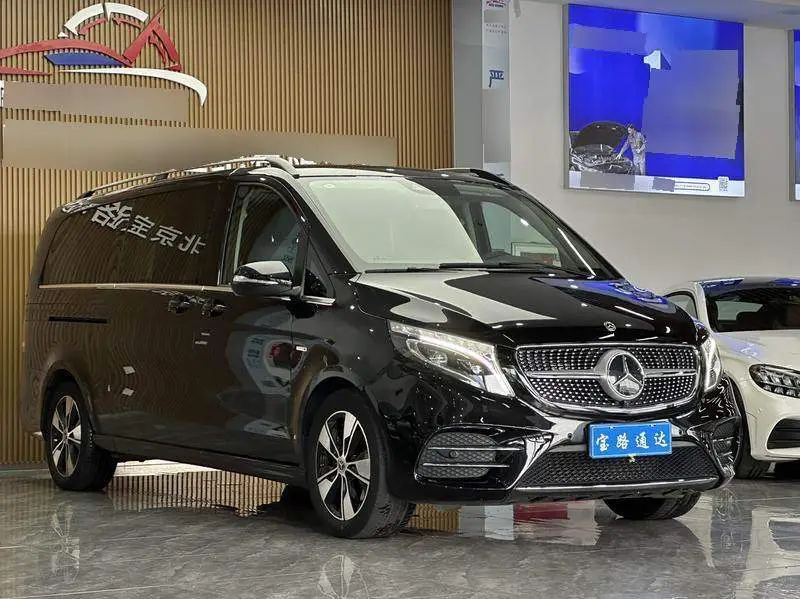 Mercedes-Benz V-Class 2020 V 260 L Long Wheelbase Luxury Edition — 3