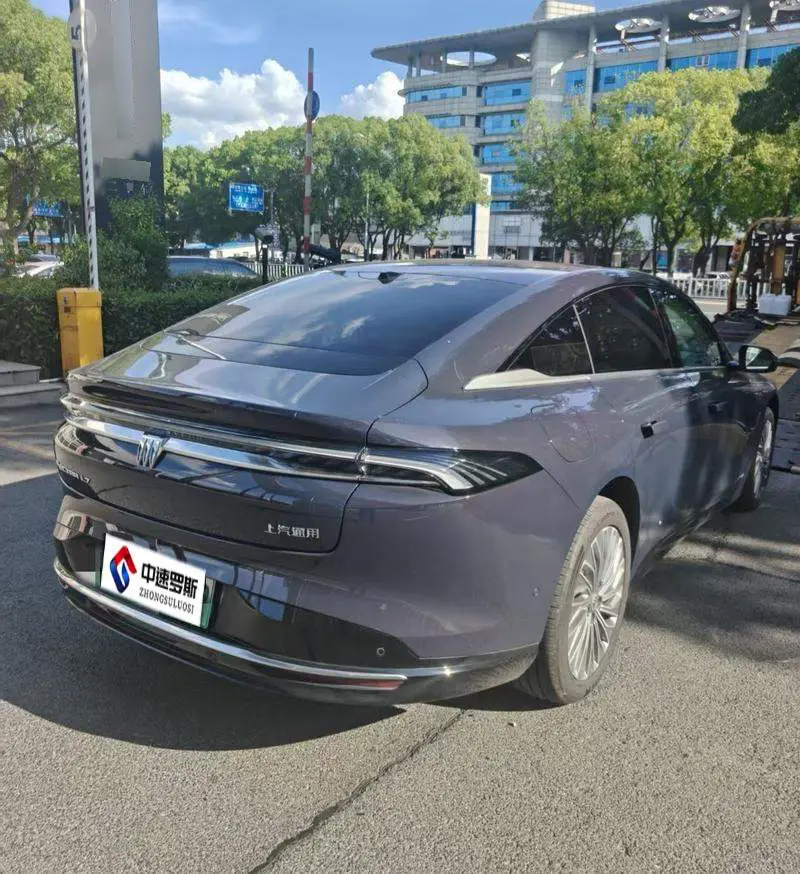 Buick L7 2025 Avenir — 3