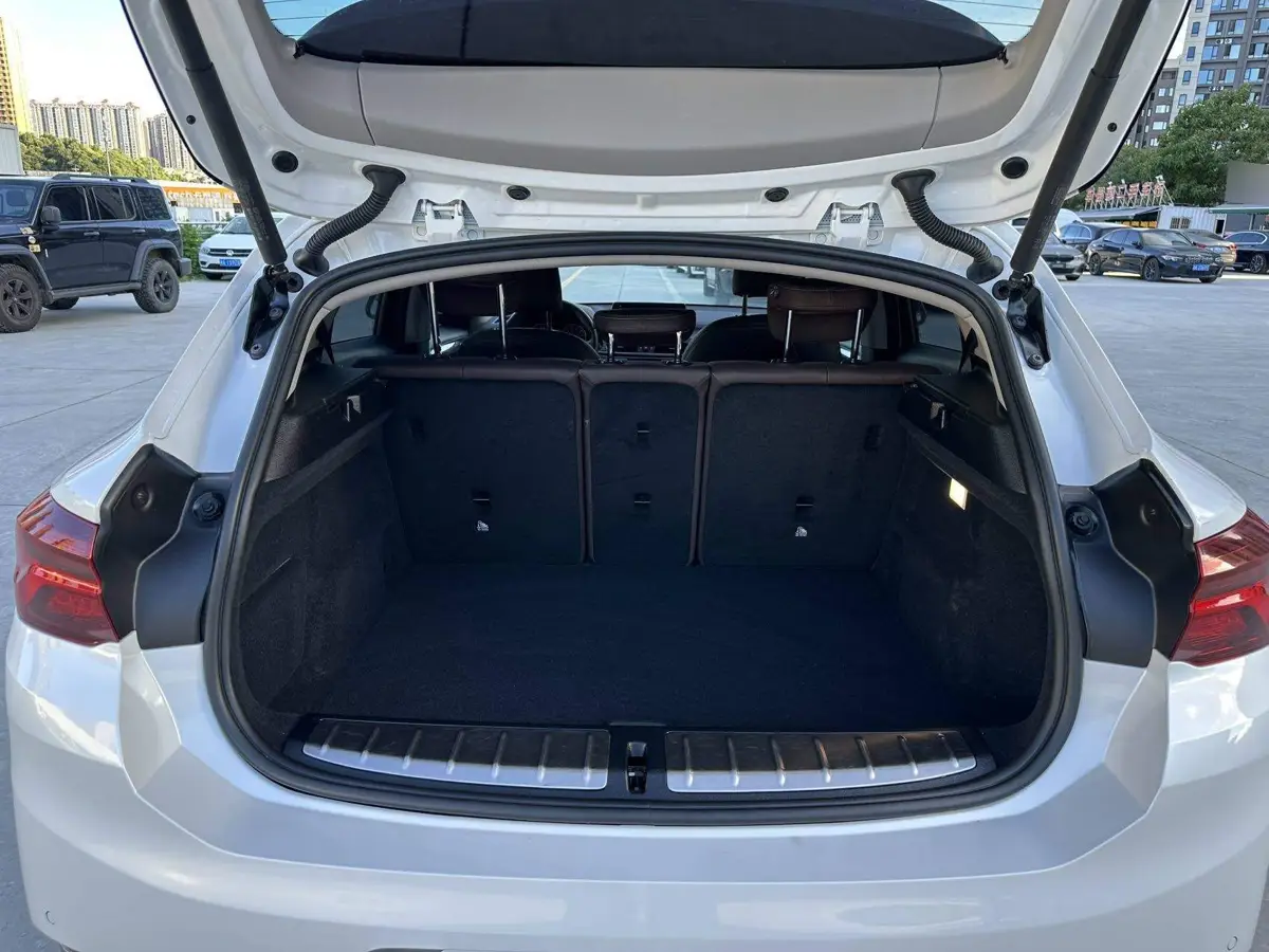 BMW X2 2021 sDrive20i M Off-Road Package — 20