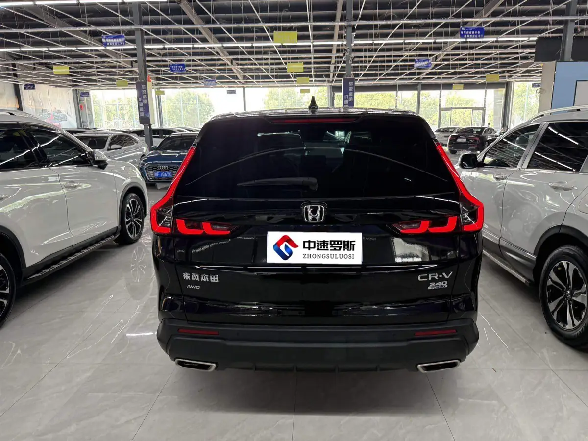 Honda CR-V 2023 240TURBO 4WD Premium Edition 5 Seaters — 5