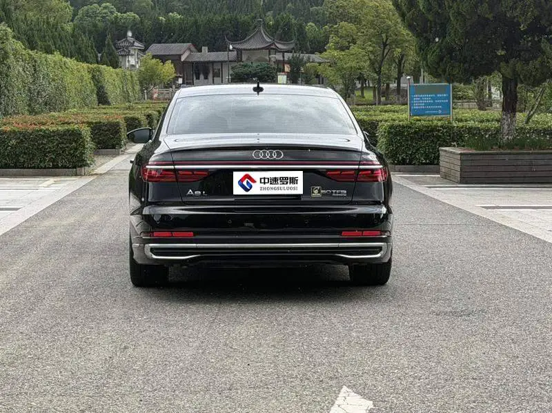 Audi A8 2023 A8L 50 TFSI quattro Premium Edition — 5