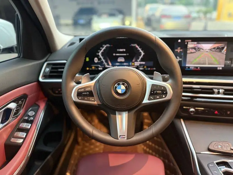 BMW 3 Series 2023 325i M Sport Package — 10