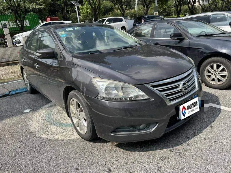 Sylphy 2012 1.8XL CVT Deluxe Edition — 3