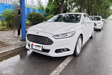 Mondeo 2013 2.0L GTDi200 Luxury Model