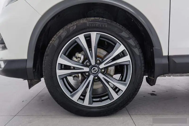 Qashqai 2019 2.0L CVT Deluxe Edition — 8