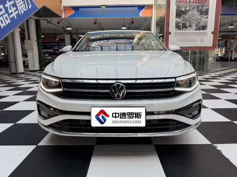 Bora 2023 280TSI DSG Premium Edition