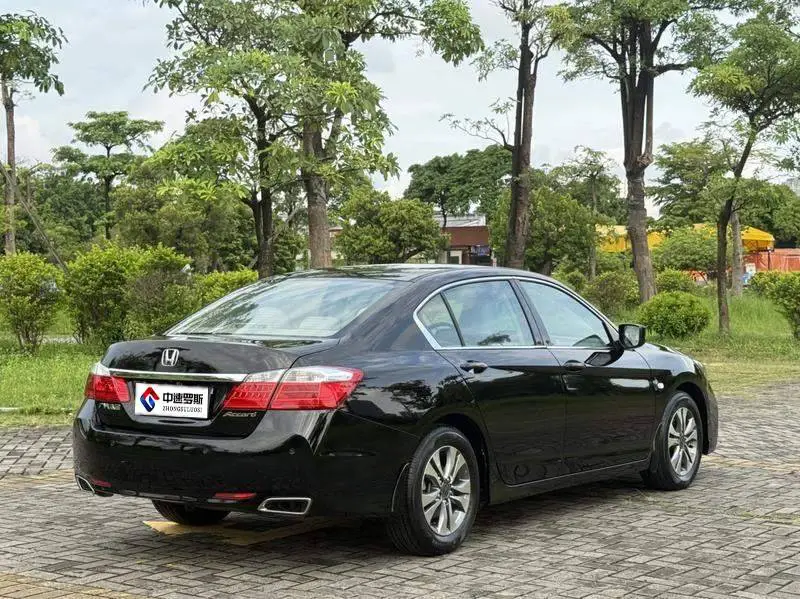 Accord 2015 2.0L LX Comfort Edition — 7
