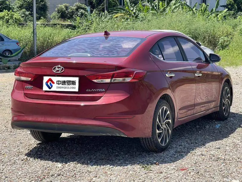 Leading 2019 1.5L CVT Intelligent Elite — 6