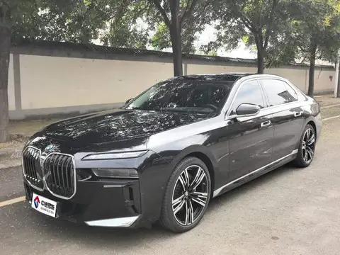 BMW 7 Series 2026 740Li Leading M Sport Package