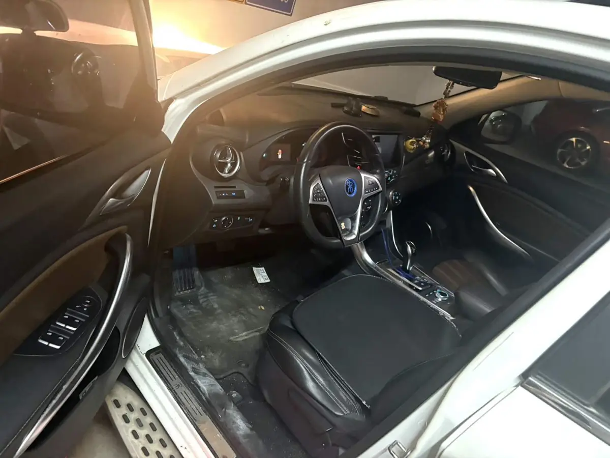 Song New Energy 2017 Song DM 1.5TID Full-time 4WD Luxury Model — 7