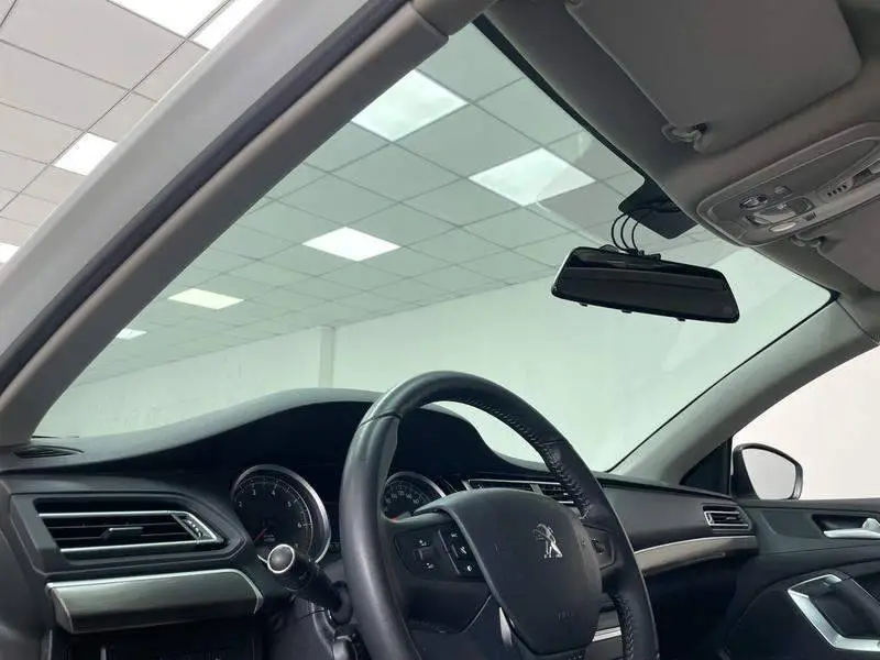Peugeot 408 2018 350THP Automatic Luxury Edition — 10