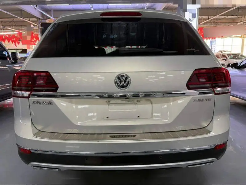 Touron 2017 380TSI 4WD Luxury Edition — 5