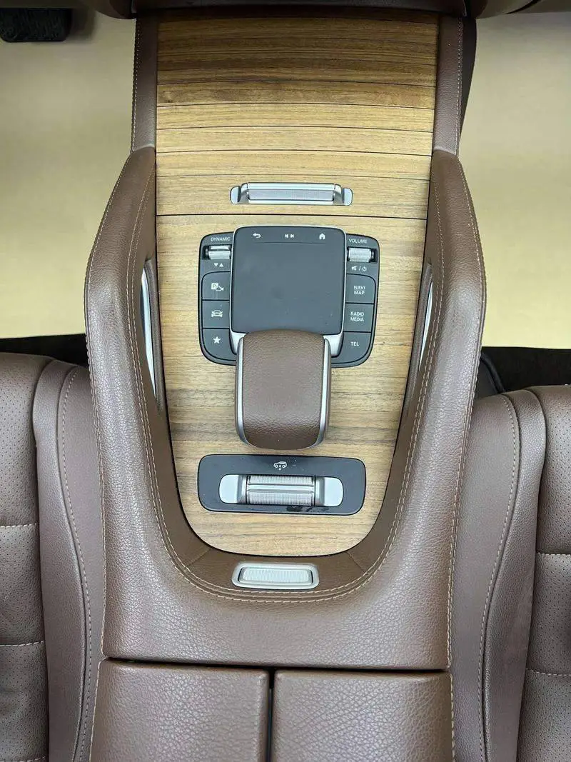 Mercedes-Benz GLE 2024 GLE 450 4MATIC Fashion Edition — 3