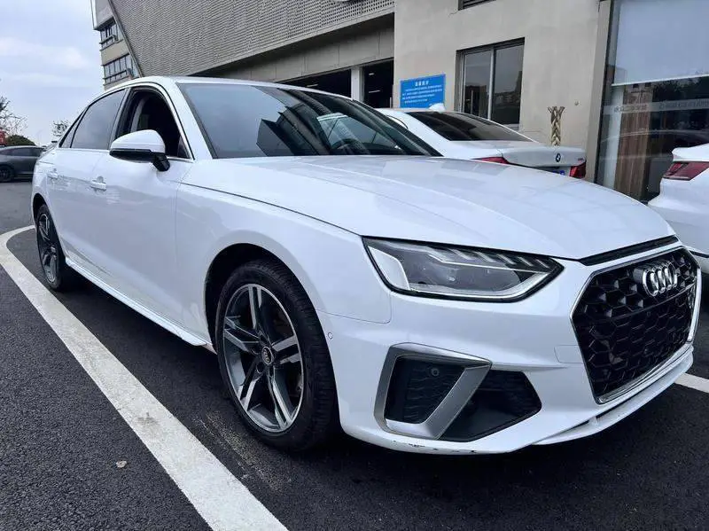 Audi A4L 2022 40 TFSI Stylish and Dynamic — 3