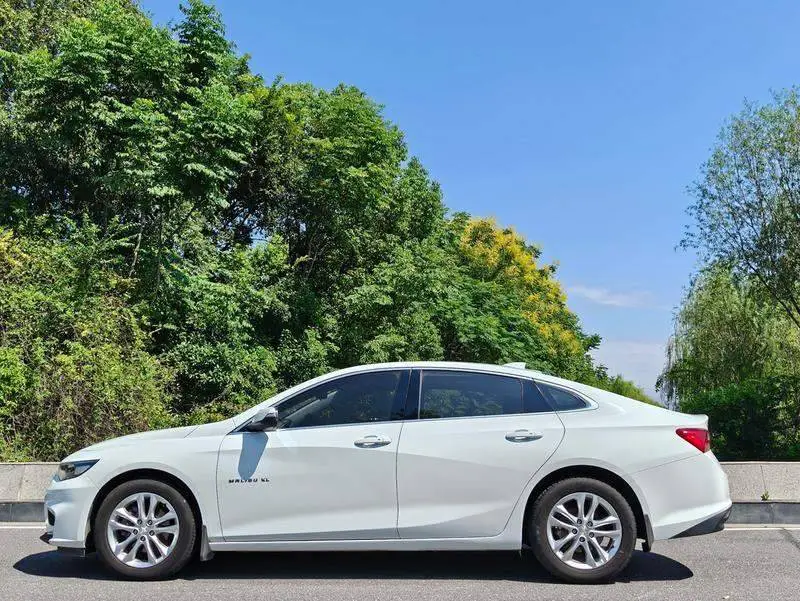 Malibu XL 2018 530T Automatic Ruiyi Edition — 3