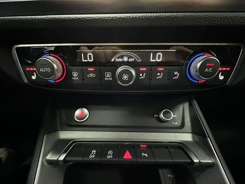 Audi Q3 2022 35 TFSI Stylish and Dynamic — 7