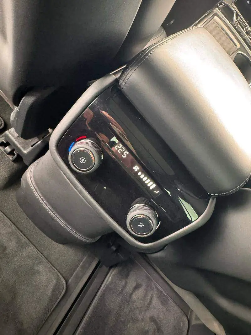 NIO ES8 2020 580KM Signature Edition Six-seat Edition — 11