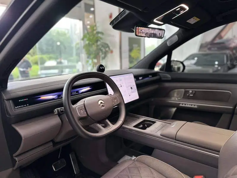 NIO ES8 2026 Six-Seat Executive Luxury Edition — 7
