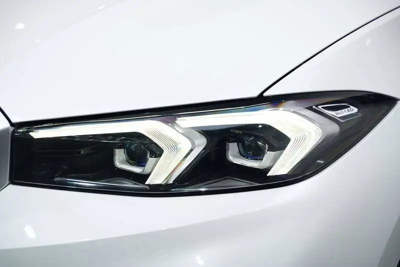 BMW i3 2022 eDrive 35 L — 5