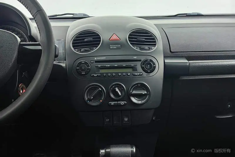 Beetle 2010 2.0 BlackOrange Comfort Edition — 11